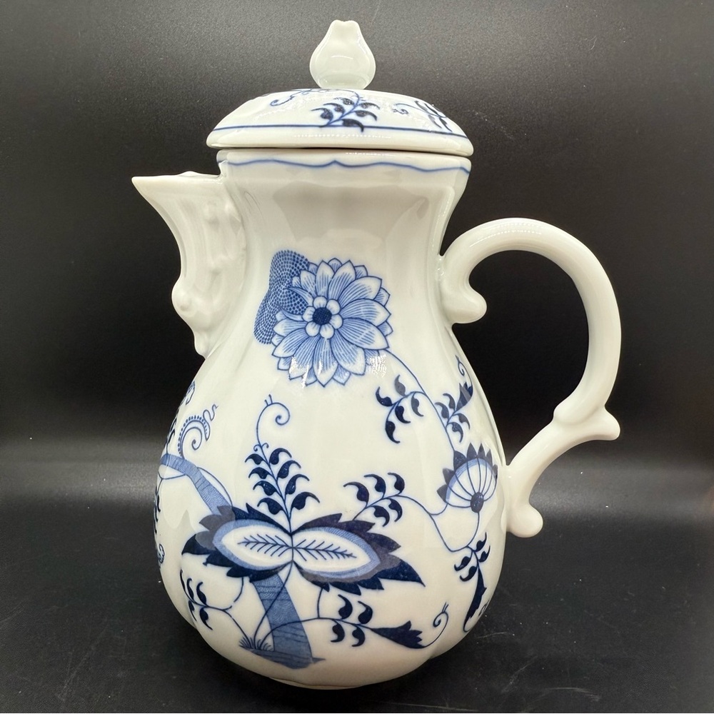 Blue Danube 8.5" Coffee Pot with Lid Rectangle Backstamp